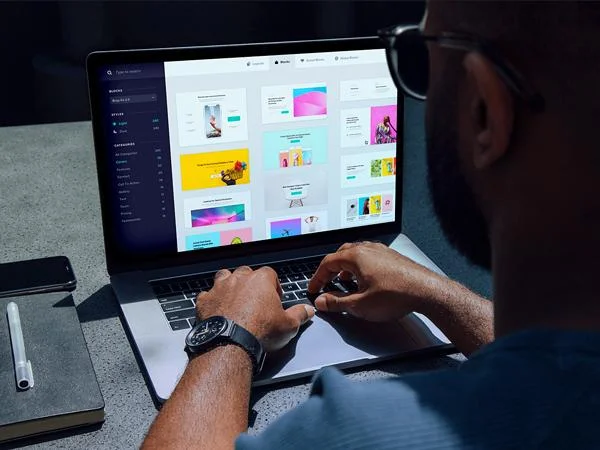 free website builder interface for beginners